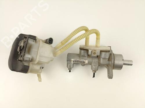 Used Brake master cylinder Brake master cylinder 37441499 37441499