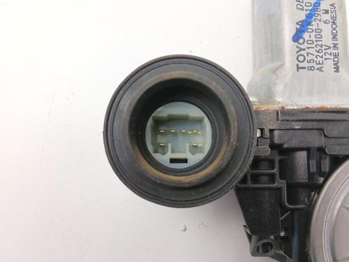 Rudehejsemekanisme Højre foran TOYOTA HILUX VII Pickup (_N1_, _N2_, _N3_) 2.5 D-4D 4WD (KUN25) | BP30777264C23