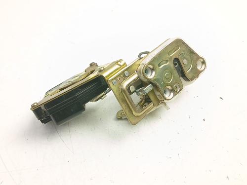 Serrure arrière gauche Serrure arrière gauche CHEVROLET MATIZ (M200, M250) 1.0 (67 hp) 34369864 34369864