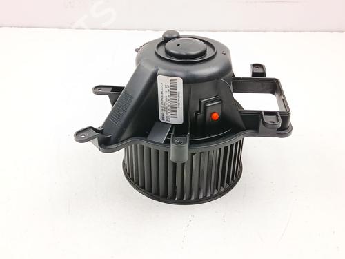 Heater blower motor PEUGEOT 5008 (0U_, 0E_) 2.0 HDi 150 / BlueHDi 150 | BP29608959M62 