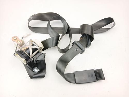 front-right-seatbelt-renault-clio-iii-br01-cr01-2005-2006-2007-2008-2009-2010-2011-2012-2013-2014-31921061 main image