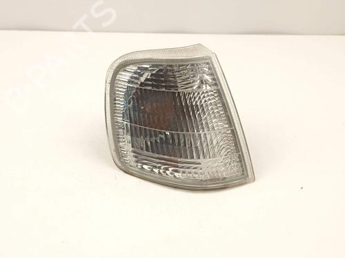 Used Right front indicator Right front indicator 15509233 15509233