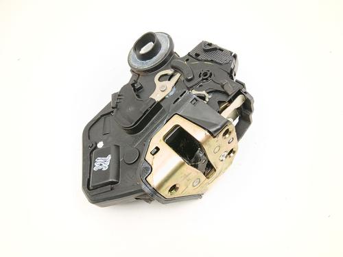 Used Rear left lock TOYOTA AVENSIS (_T25_) 2.0 VVT-i (AZT250_, AZT250R) (147 hp) 26124626