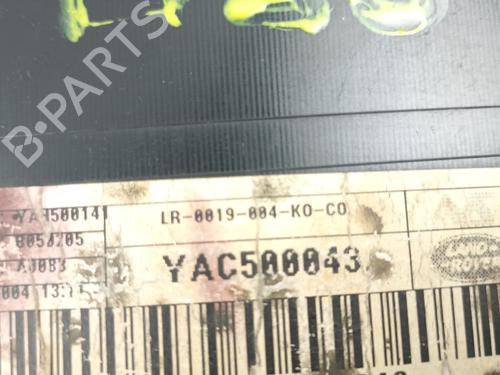 Instrument cluster LAND ROVER DISCOVERY III (L319) 2.7 TD 4x4 | BP24397915C47 