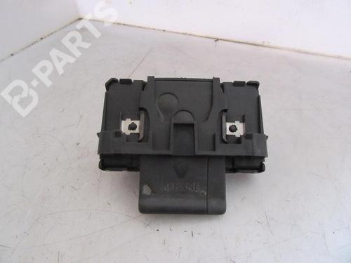 Clé de contact RENAULT MEGANE II Saloon (LM0/1_) 1.5 dCi (LM0F, LM0T, LM2B) (82 hp) 11757421