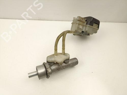 Used Brake master cylinder Brake master cylinder 37441722 37441722