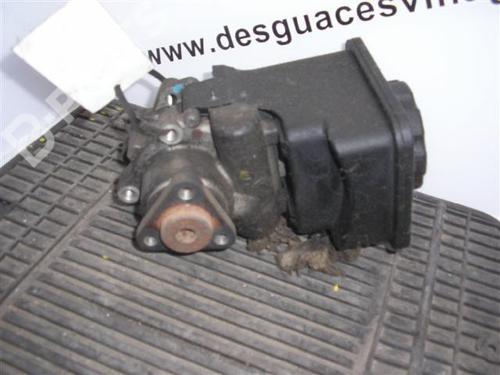 Used Steering pump BMW 3 (E46) 320 d (136 hp) 12098830