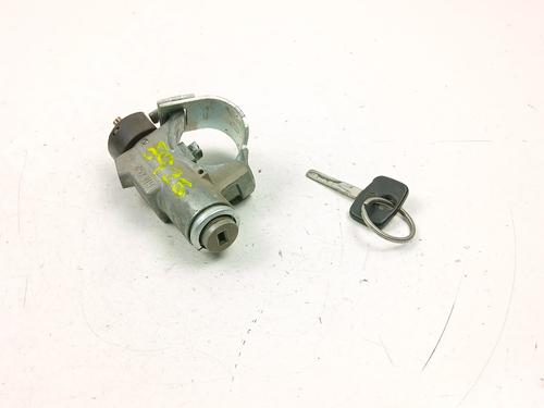 Used Ignition barrel OPEL VECTRA A (J89) 2.0 i Cat (F19, M19) (116 hp) 32374963