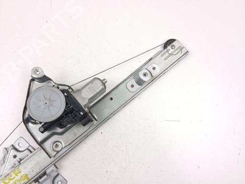 Rudehejsemekanisme Højre bagtil SUZUKI GRAND VITARA II (JT, TE, TD) 1.9 DDiS All-wheel Drive (JT419, TD44, JB419WD, JB419XD,... | BP30199472C25