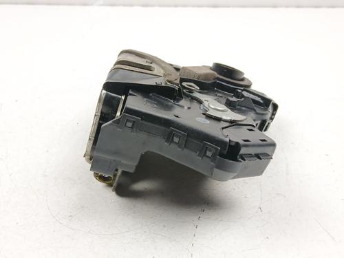 Front left lock SUZUKI GRAND VITARA II (JT, TE, TD) 1.9 DDiS All-wheel Drive (JT419, TD44, JB419WD, JB419XD,... | BP30182923C98 