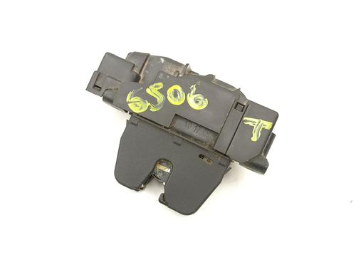 Used Tailgate lock PEUGEOT 308 SW II (LC_, LJ_, LR_, LX_, L4_) 1.6 BlueHDi 120 (120 hp) 18269818