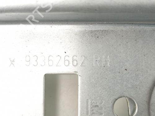 Front right window mechanism OPEL MERIVA A MPV (X03) 1.7 CDTI (E75) | BP12239227C23 