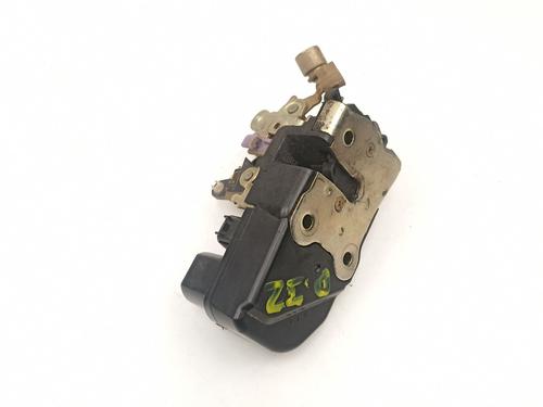 Used Front left lock CHRYSLER VOYAGER IV (RG, RS) 2.5 CRD (141 hp) 16766625