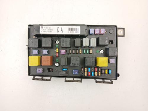 Fuse box OPEL ASTRA H (A04) 1.7 CDTI (L48) | BP27996929E1 