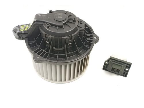 Used Heater blower motor KIA CARENS IV 1.7 CRDi (116 hp) 23079289