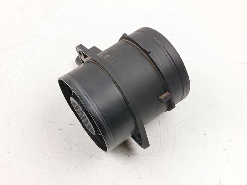 Débitmètre de masse D'Air VW CRAFTER 30-35 Bus (2E_) 2.5 TDI (136 hp) 30456788