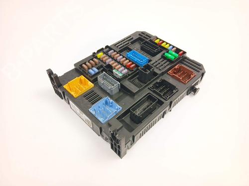 Used Fuse box Fuse box CITROËN C4 X (BD_, BE_, BF_) ë-C4 X (BFZKXC) (136 hp) 40498222 40498222