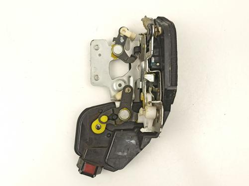 Front left lock KIA SPORTAGE II (JE_, KM_) 2.0 CRDi 4WD | BP16929703C98