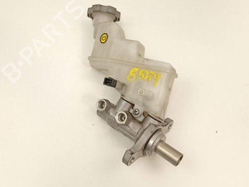 Used Brake master cylinder Brake master cylinder 37441784 37441784