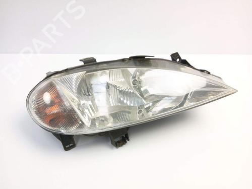 Used Right headlight Right headlight RENAULT MEGANE I Classic (LA0/1_) 1.9 dTi (LA08, LA0N, LA0K) (98 hp) 40046538 40046538
