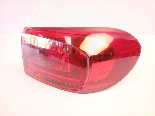 right-taillight-vw-tiguan-5n_-2007-2008-2009-2010-2011-2012-2013-2014-2015-2016-2017-2018-39962649 main image