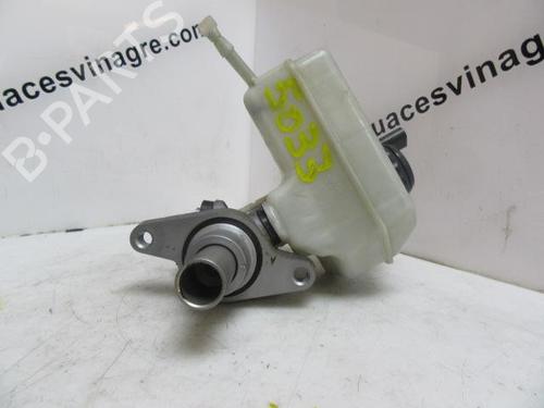 Used Brake master cylinder Brake master cylinder 37441119 37441119