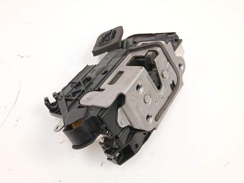 front-right-lock-seat-leon-5f1-2012-2013-2014-2015-2016-2017-2018-2019-2020-2021-38592408 main image