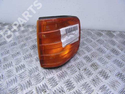 Used Left front indicator MERCEDES-BENZ S-CLASS (W126) 500 SE, SEL (126.036) (231 hp) 11956511