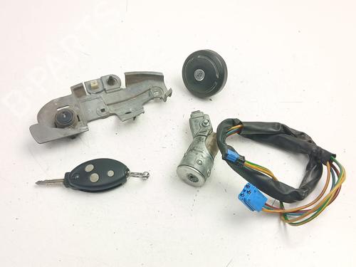 Used Ignition barrel Ignition barrel CITROËN C5 I (DC_) 2.0 HDi (DCRHZB, DCRHZE) (109 hp) 35771178 35771178