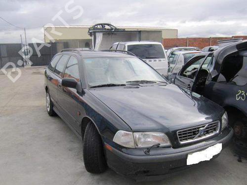 Used Parts VOLVO V40 Estate (645) 2.0 1293459