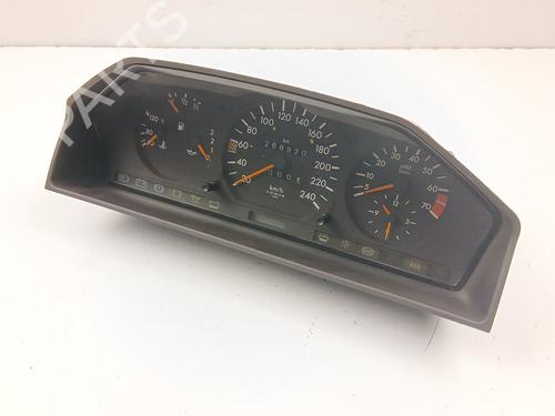 Used Instrument cluster MERCEDES-BENZ 124 Saloon (W124) 300 E (124.030) (180 hp) 31775110