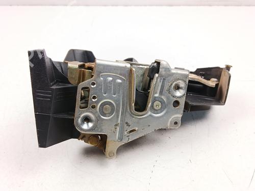 Rear left lock MERCEDES-BENZ E-CLASS (W210) E 270 CDI (210.016) | BP30688369C100 