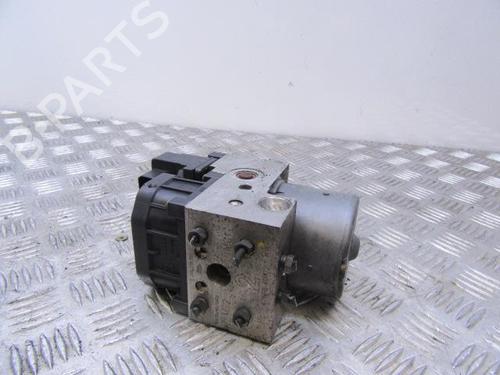 Used ABS pump NISSAN ALMERA TINO (V10) 2.2 dCi (115 hp) 20119566