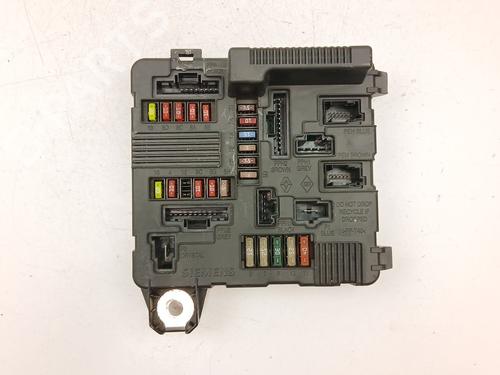 Fuse box RENAULT MEGANE II Saloon (LM0/1_) 1.9 dCi (LM0G, LM1G, LM2C) | BP28112806E1 