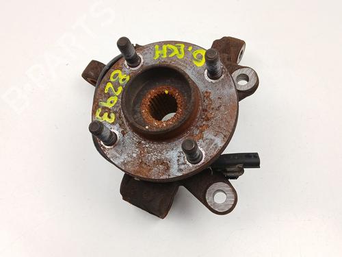 Used Right front steering knuckle FORD FIESTA VI (CB1, CCN) [2008-2017]  26455173