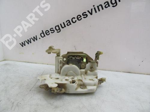 Used Front right lock NISSAN TERRANO II (R20) 2.7 TDi 4WD (125 hp) 12067860