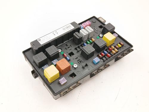 Used Fuse box Fuse box OPEL ASTRA H (A04) 1.7 CDTI (L48) (100 hp) 32702784 32702784