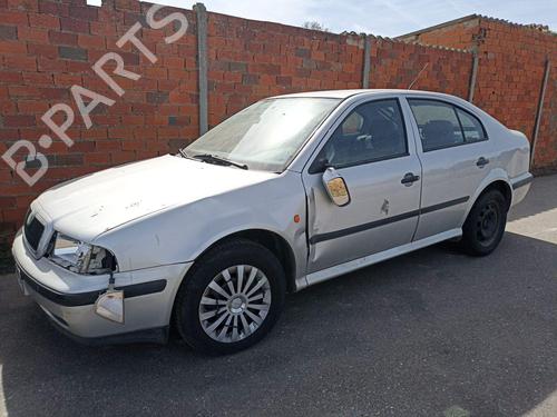 Used Parts SKODA OCTAVIA I (1U2) 1.6 1345662