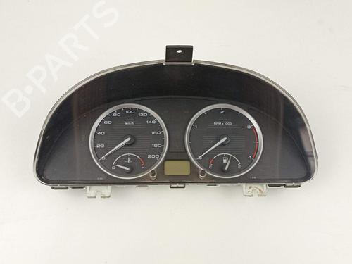 Used Instrument cluster Instrument cluster 13707252 13707252