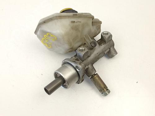 Used Brake master cylinder Brake master cylinder 37441717 37441717