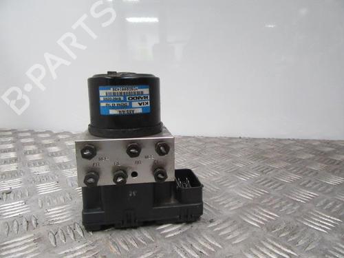 ABS pump KIA SEPHIA Saloon (FA) 1.6 i 0K2NA437A0