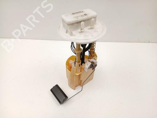 Used Fuel pump RENAULT EXPRESS Box Body/MPV 1.5 Blue dCi 75 (F6AA) (75 hp) 26327864