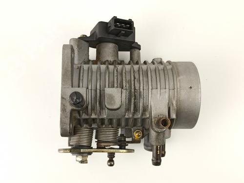 Throttle body OPEL VECTRA A (J89) 2.0 i (F19, M19) | BP12131796M82 