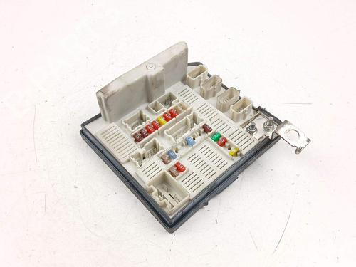 Used Fuse box Fuse box RENAULT MEGANE II (BM0/1_, CM0/1_) 1.9 dCi (131 hp) 30833652 30833652
