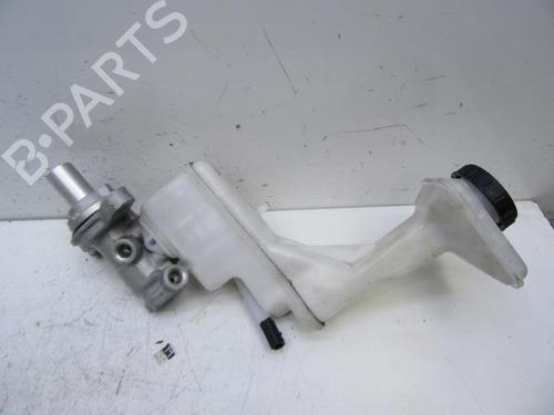 Used Brake master cylinder Brake master cylinder 37441372 37441372