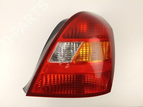 Used Right taillight HYUNDAI ELANTRA III Saloon (XD) 2.0 CRDi (113 hp) 12207028