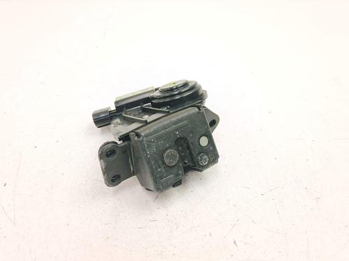 tailgate-lock-toyota-auris-_e15_-2006-2007-2008-2009-2010-2011-2012-2013-33399597 main image