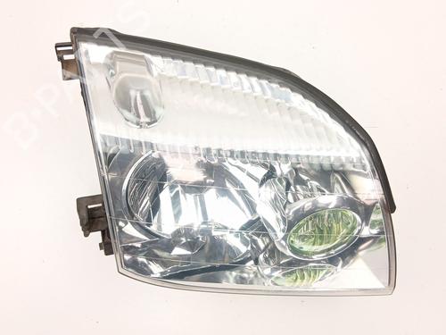 Right headlight NISSAN X-TRAIL I (T30) 2.2 Di 4x4 | BP28027752C29 