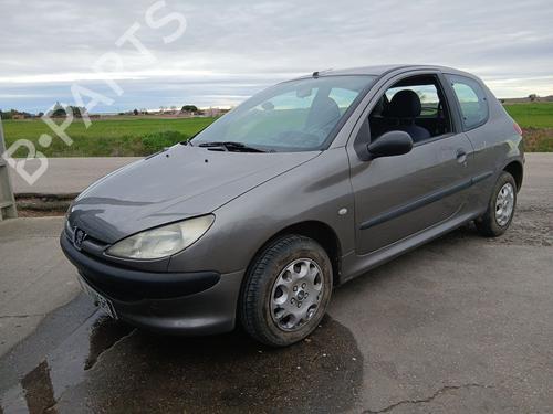 Used Parts PEUGEOT 206 Hatchback (2A/C) 1.4 i 4478493