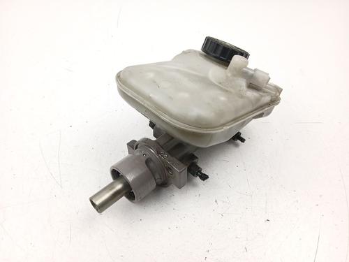 Used Brake master cylinder Brake master cylinder 37441974 37441974